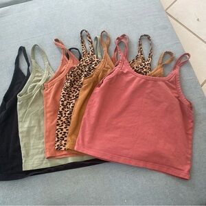 Medium PLAY CONDITION crop tanks lot of 6 ARQ